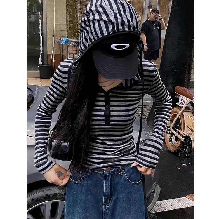 纯棉条纹连帽长袖T恤女春季设计感小众修身显瘦设计感别致上衣ins