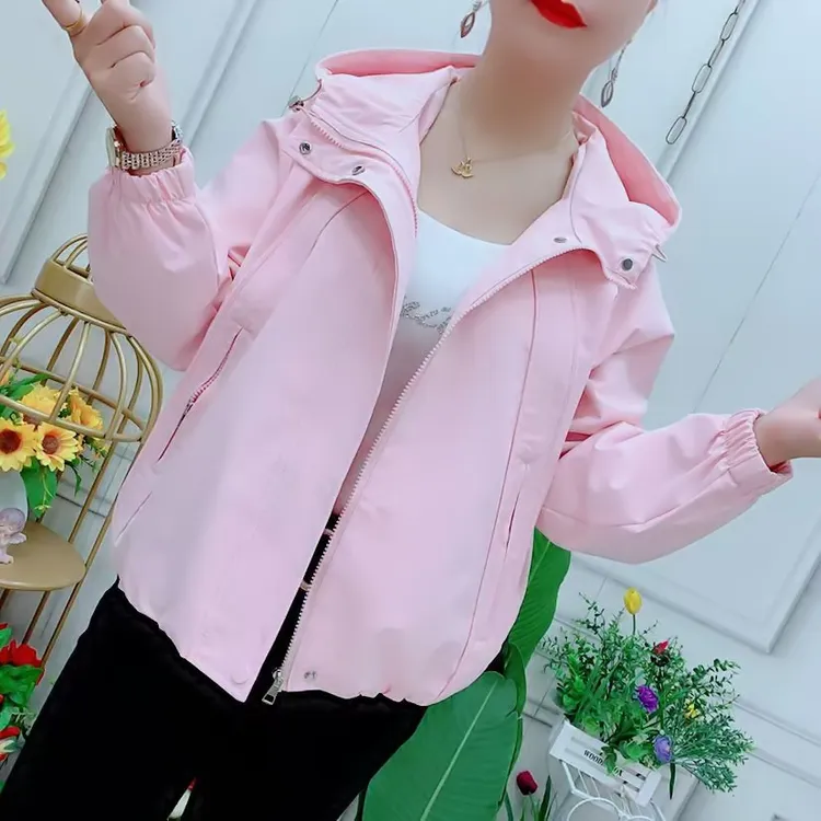 休闲夹克外套2025春秋款连帽冲锋衣气质宽松韩版时尚减龄短款上衣