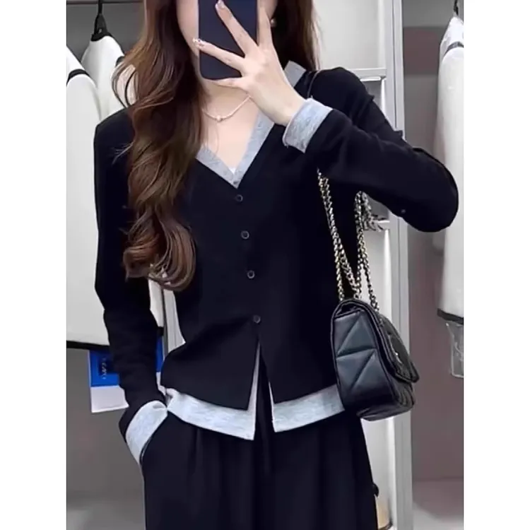 大码女装假两件T恤单排扣修身遮肉显瘦早秋款2025胖妹妹百搭上衣