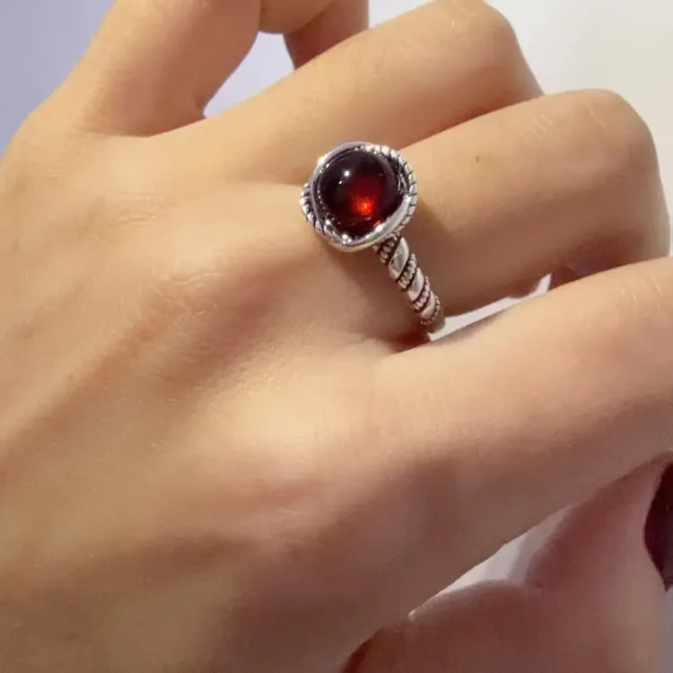 S925银玫瑰花血珀戒指