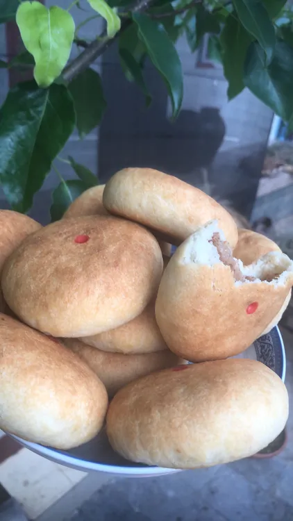 鹤庆家乡的白饼，火腿饼，玫瑰饼，豆沙，鲜花饼