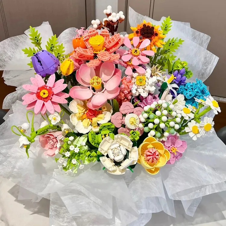 新款2025积木花束抱抱桶男女孩系列花桶送女友玫瑰花七夕生日礼物