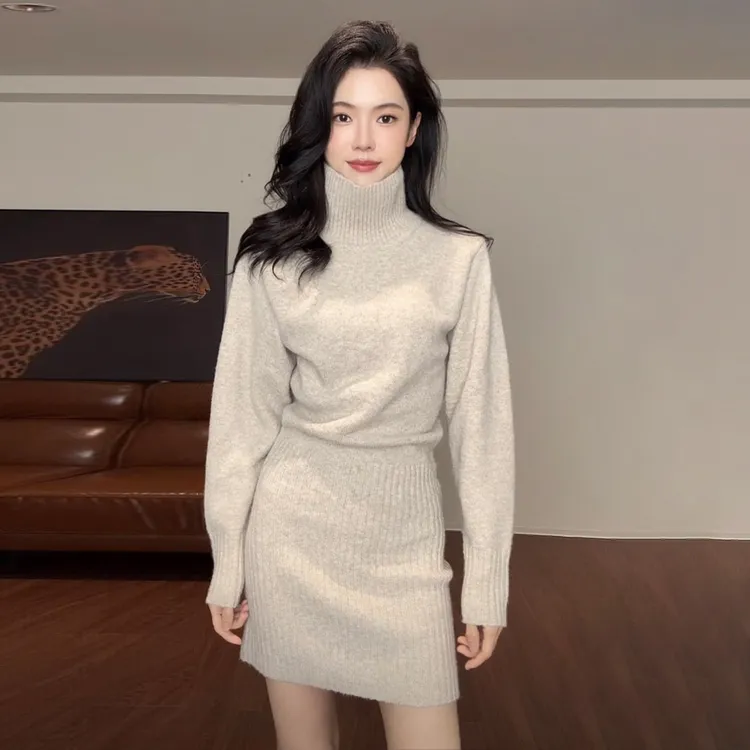 法式洋气时髦气质高领针织连衣裙子女秋冬季温柔风修身包臀短裙子