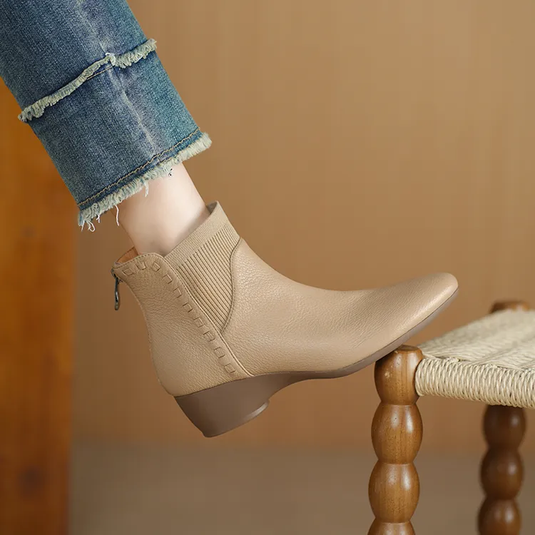 4.5cm坡跟气质百搭小短靴女软羊皮尖头中跟时装靴秋冬杏色及踝靴