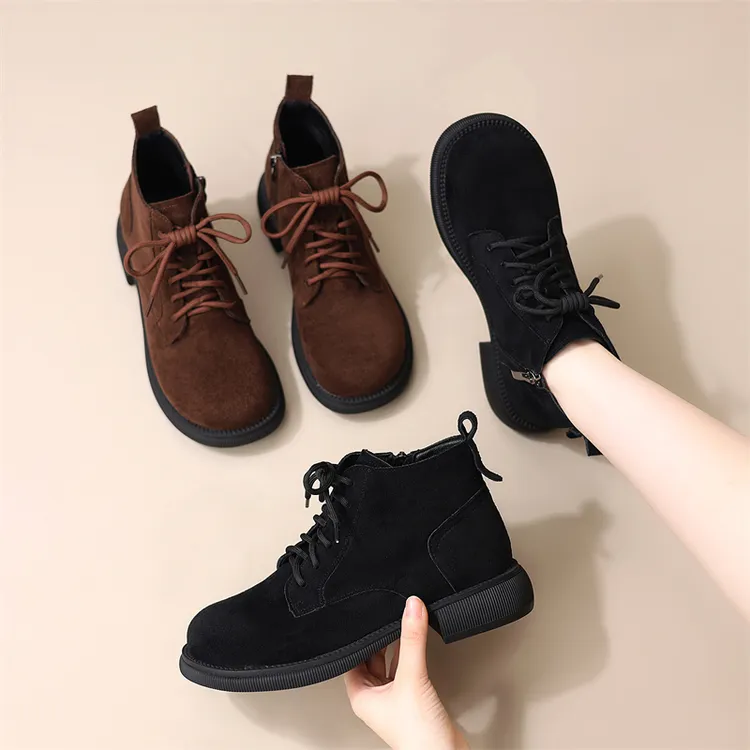 42大码单靴马丁靴女新款英伦风秋冬加绒时尚百搭女靴软底爆款短靴