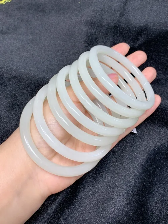和田玉白玉美人条手镯多样性发货（拍一发一）