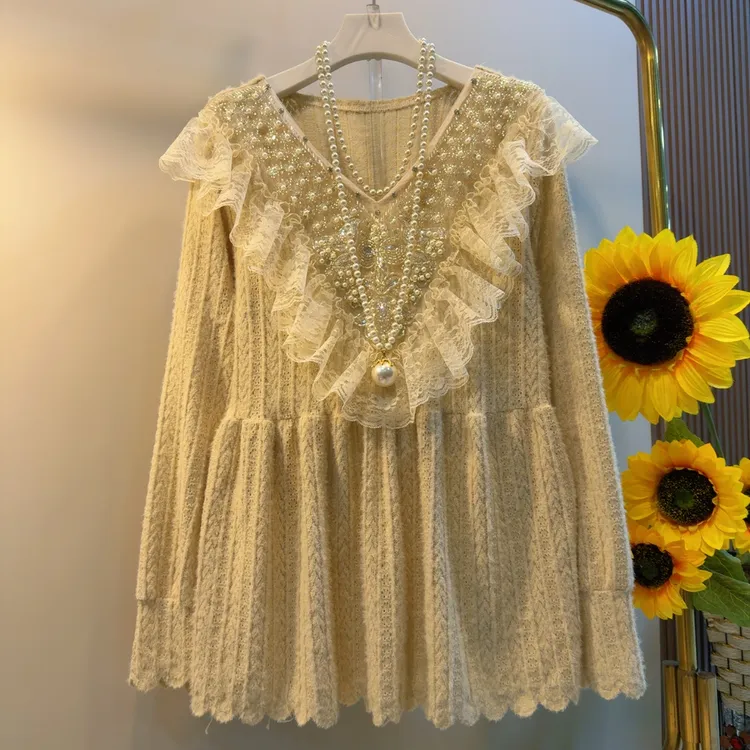 HY早秋韩版重工钉珠V领洋气减龄蕾丝边