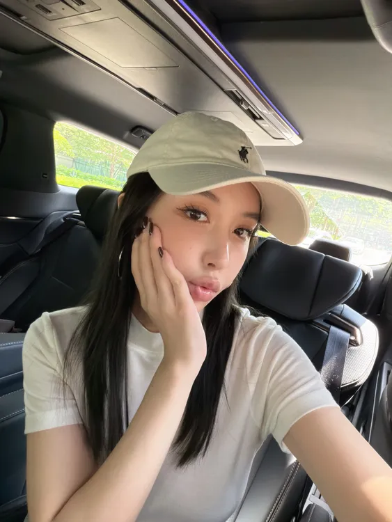 PL奶昔白帽子鸭舌帽