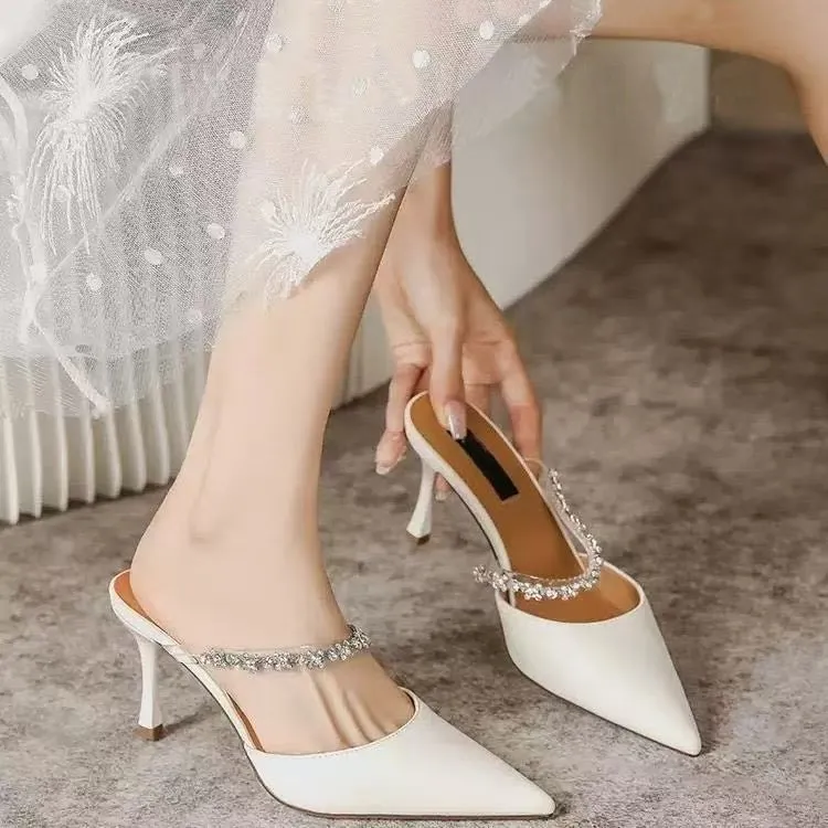 2025新款镂空尖头细跟潮流高跟鞋女高级水钻包头后空性感气质凉鞋