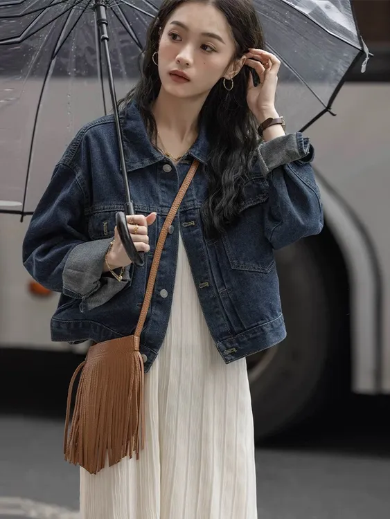 2025春季新款韩系穿搭高级感短款牛仔裤外套搭配吊带连衣裙两件套