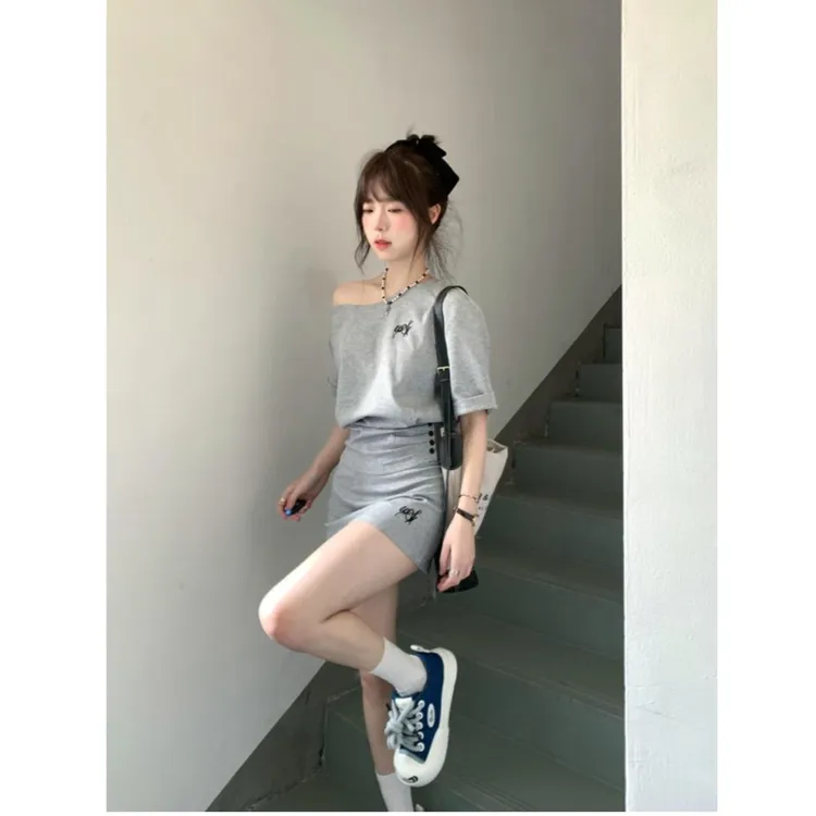 韩版穿搭休闲运动套装女时尚短款斜肩短袖短裙长裤小个子两件套夏