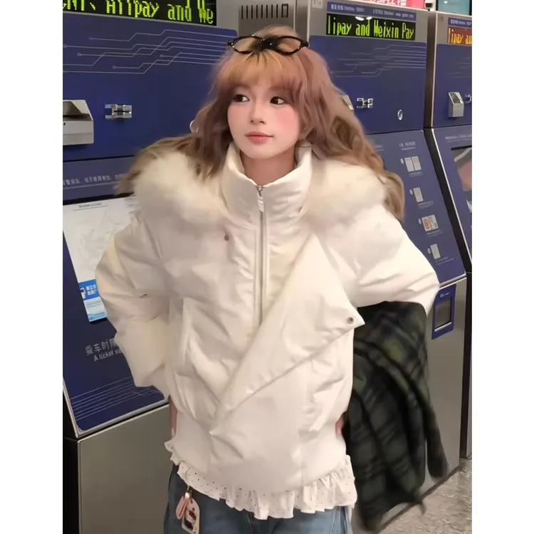 白色短款大毛领羽绒服女2025年冬季新款宽松显瘦白鸭绒大翻领外套