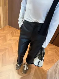 【经典】25年定制面料轻奢高级感百搭时尚皮裤 YK085