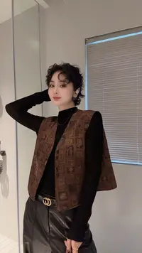 FANYE 2025早秋新款设计感两面穿皮马夹