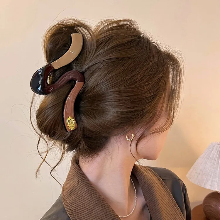 法式简约撞色大号波浪抓夹女高级感鲨鱼夹2024新款后脑勺盘发头饰