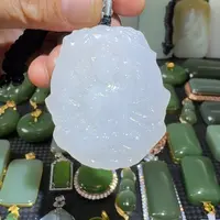 颈饰未镶嵌和田玉新疆白玉千手观音