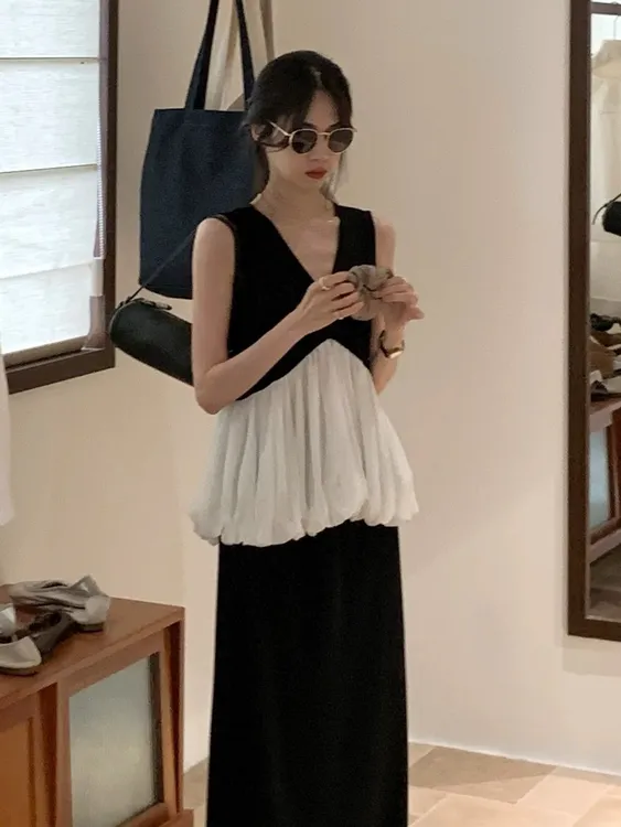 法式气质设计感小众无袖上衣搭配半身裙