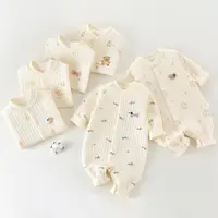 婴儿印花保暖连体衣长袖哈衣新生儿爬服宝宝衣服可爱春秋冬装