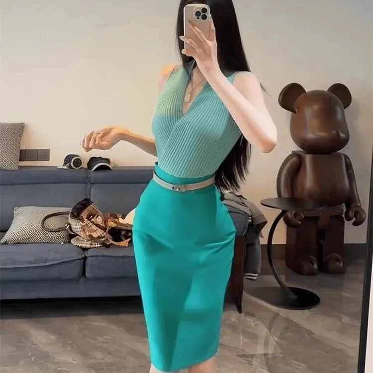 巧克少女老钱风性感交叉挂脖背心女夏季高腰显瘦绿色半身裙两件套