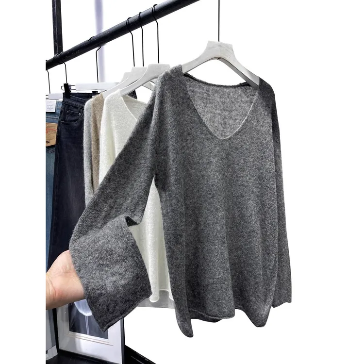 美爆了！显气质巨好看！露锁骨大V领针织衫显瘦慵懒毛衣松驰感罩衫