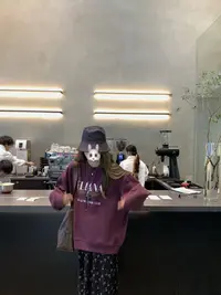 【YOU】乌梅子酱 秋款休闲慵懒感显白调绝绝紫韩系重工卫衣  8187