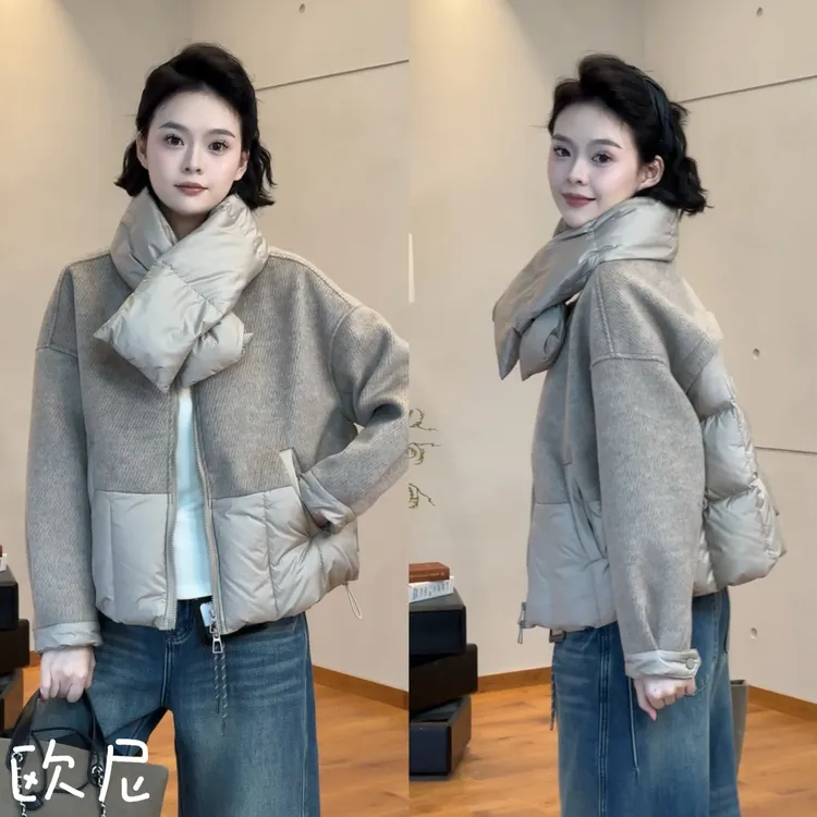 欧尼私服 2025冬季新款围巾领毛呢拼接羽绒服外套2510C7106