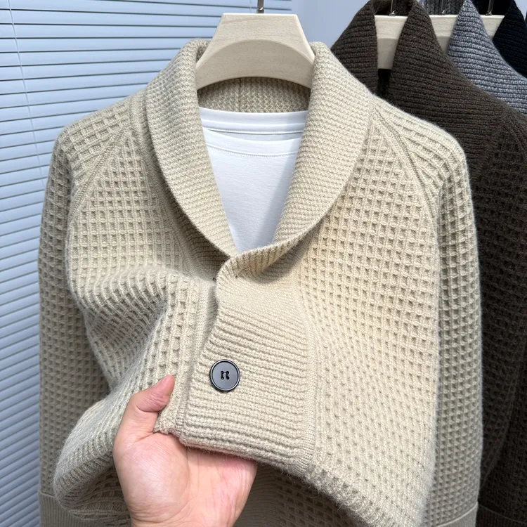 VIATEMSIARY经典款华夫格青果领针织开衫男士秋冬加厚保暖外套潮