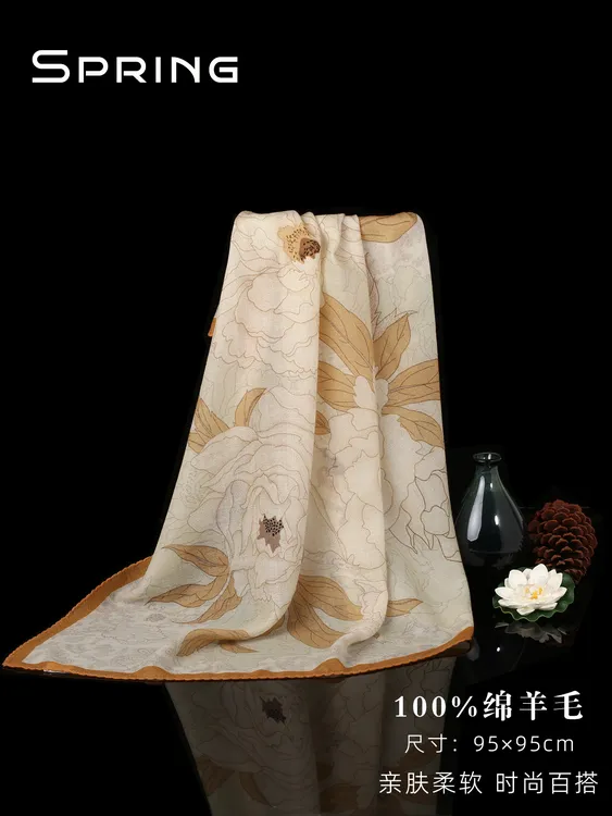 羊毛围巾女春秋冬保暖新款印花方巾送妈妈围脖送长辈礼物礼盒包装