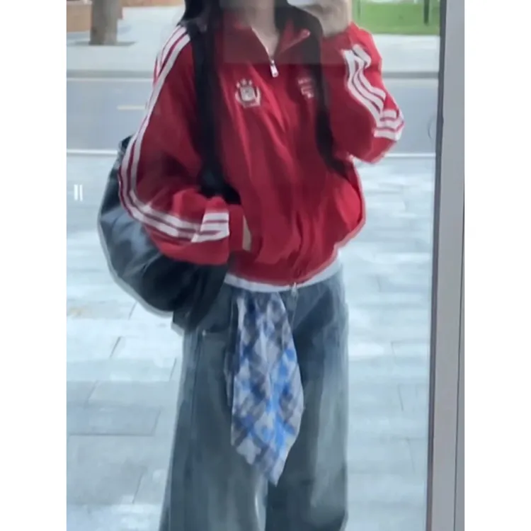 红色三条杠工装外套女春秋薄款设计感休闲宽松设计感小众夹克上衣