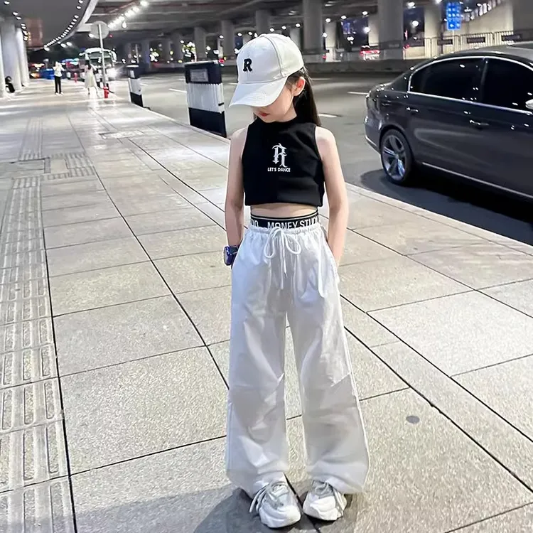 女童夏季套装2025新款黑色爵士舞服装潮酷背心大童工装裤儿童街舞