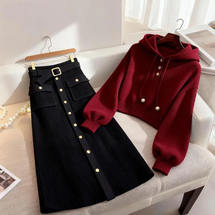 小众别致红色连帽抽绳纯色卫衣女款秋季黑色休闲百搭半身裙两件套