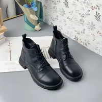 90013   新款时尚百搭粗跟圆头马丁靴四季款