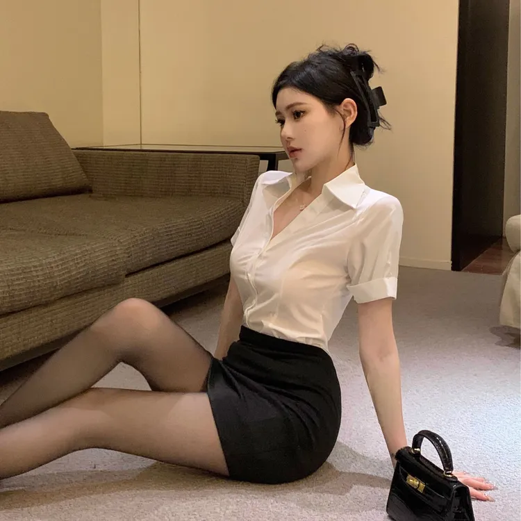 短袖白衬衫女夏季面试工作服V领衬衣前台正装行政穿搭职业两件套