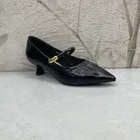 单鞋女（牛皮）25556