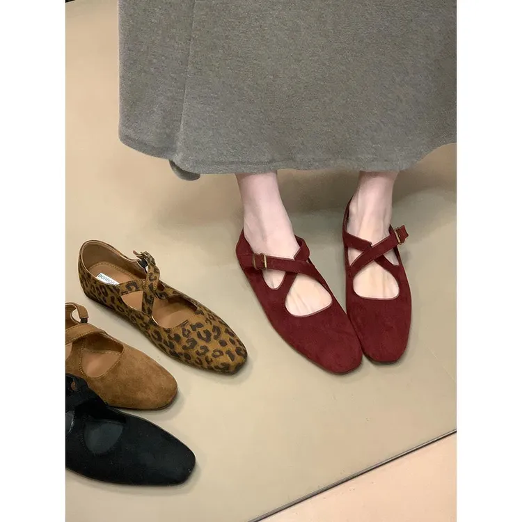 ghbh/GHBH新款豹纹玛丽珍鞋女平底单鞋女百搭交叉带女鞋子