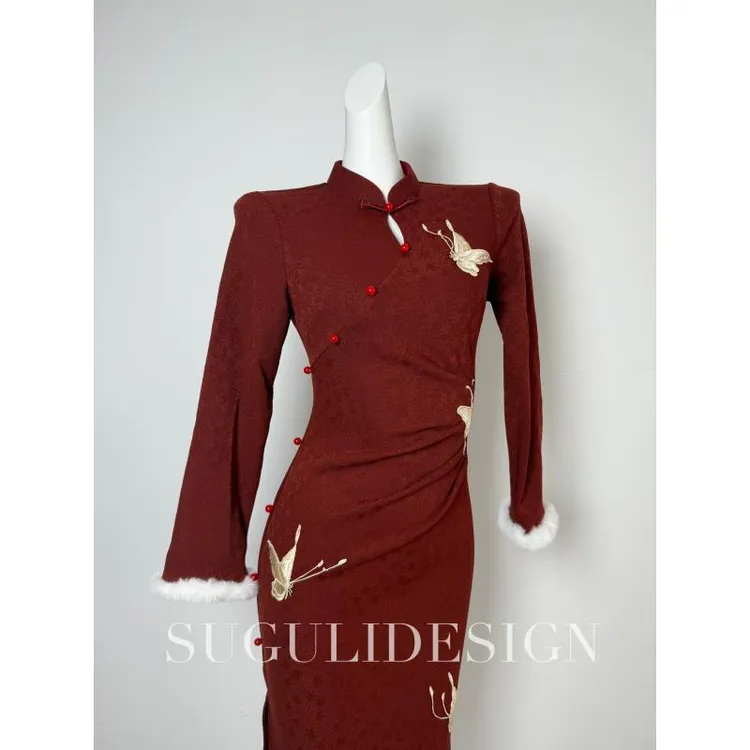 苏故里【蝶舞】冬季新款修身显瘦气质女人味红色米白色旗袍弹力保暖