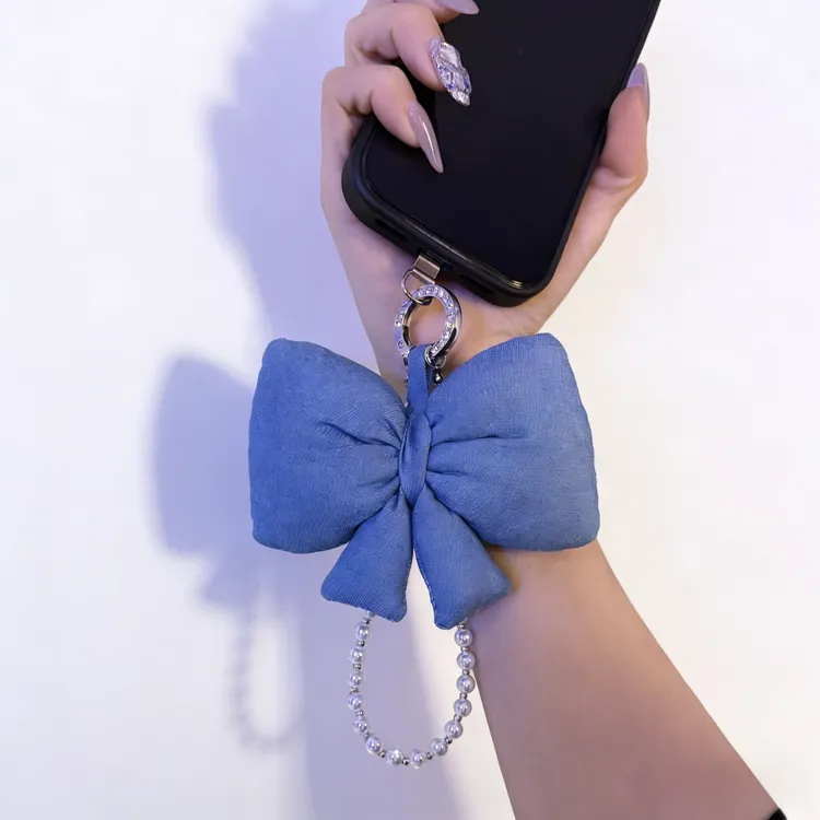 原创立体牛仔蝴蝶结挂饰手工轻奢高级感手机链时尚百搭珍珠链条