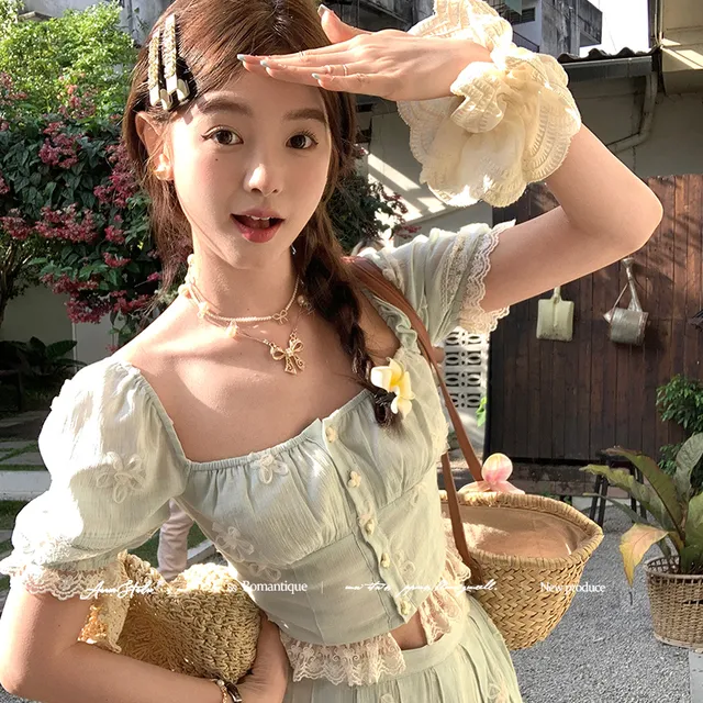 Acaine海盐薄荷短款方领泡泡袖上衣半身裙套装女夏季法式两件套
