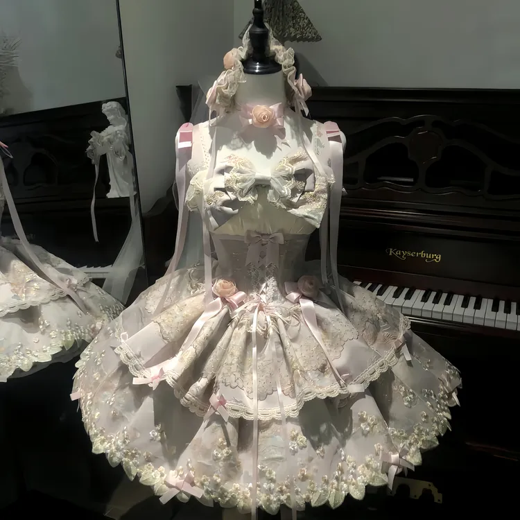 梨花诗-新年礼生日Lolita芭蕾风洛丽塔连衣裙吊带蛋糕公主裙礼服