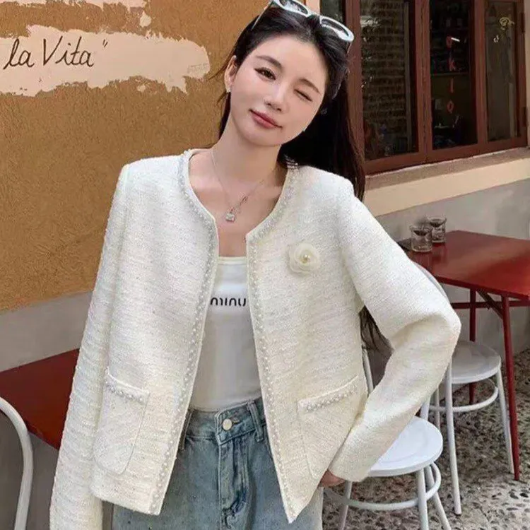气质轻奢名媛钉珠小香风外套女新款时尚小个子高级感亮丝显瘦上衣