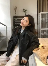 黑色皮衣机车复古港风春秋新款夹克机车服显瘦皮衣外套女短款百搭