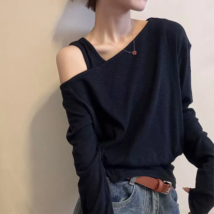 假两件斜肩长袖T恤女早秋新款时尚气质打底衫设计感露肩洋气上衣