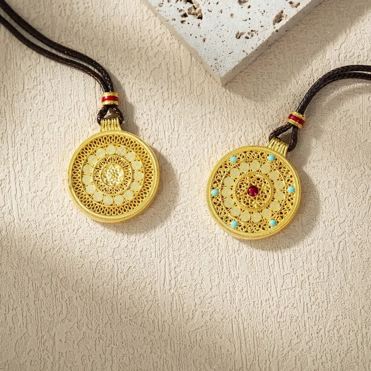 吊坠足银 足银吊坠-多样性发其一-30.5*30*5mm-V07069-M（甄选）