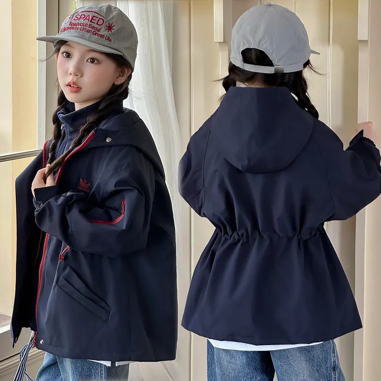 女童外套秋冬新款儿童收腰连帽上衣中大童时髦三合一冲锋衣两件套
