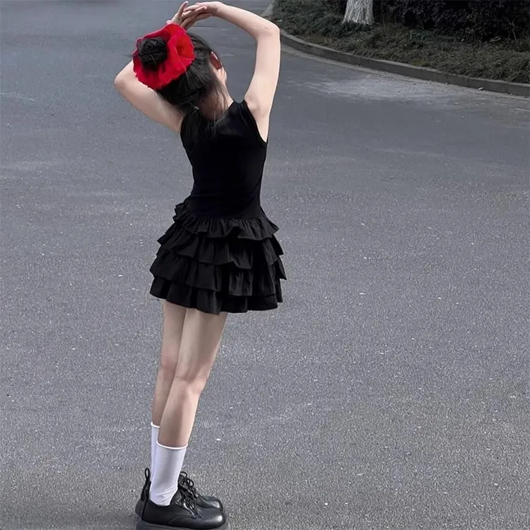 韩版童装2025夏季新款黑色修身蛋糕背心裙女童赫本风无袖连衣裙子