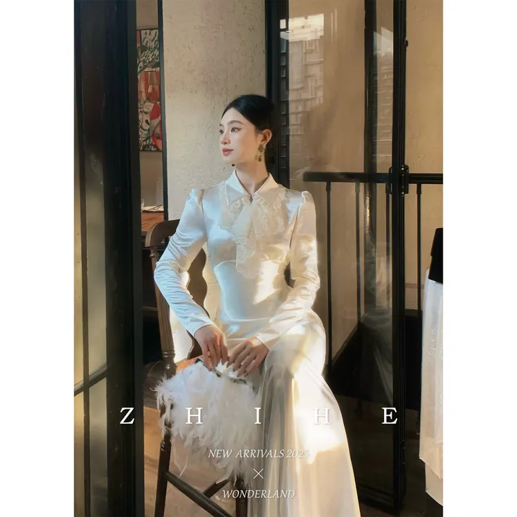 无艳一禾【雾中曲】法式浪漫重工鎏金缎蕾丝长袖连衣裙