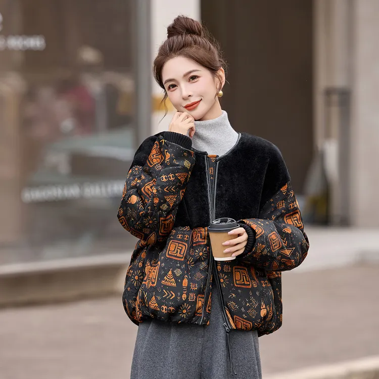 设计感皮毛拼接印花羽绒服女2025冬季新款洋气时髦白鸭绒短款外套