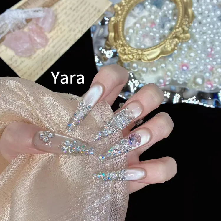 【童梦幻城】x纯手工穿戴美甲猫眼光疗立体锆石钻爆闪蹦迪满钻