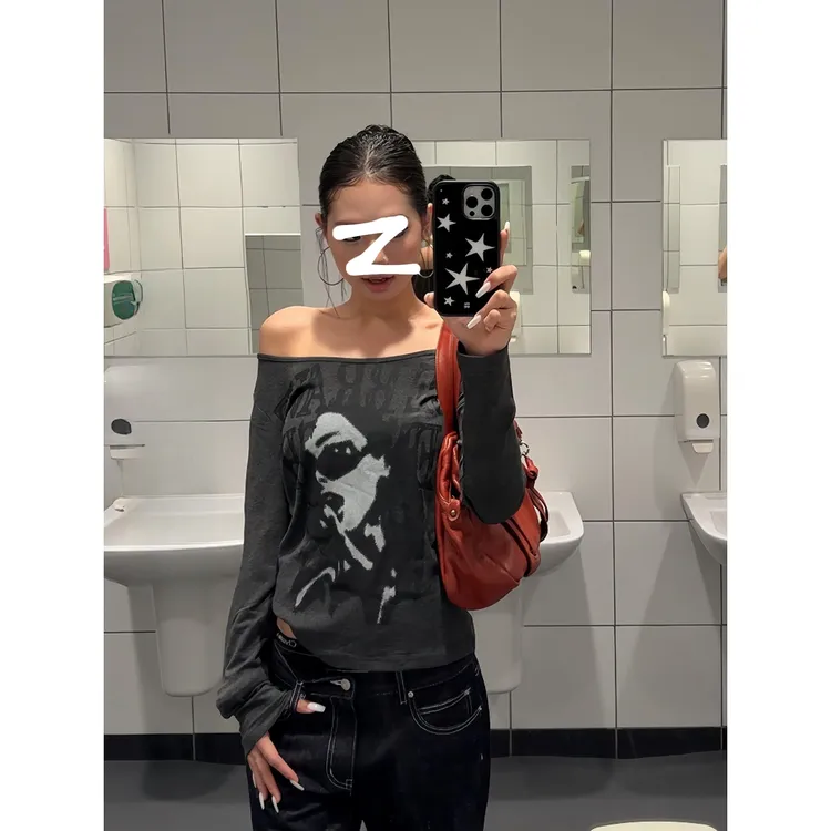 【运补6】美式复古辣妹人像字母印花长袖T恤修身设计感百搭显瘦上衣