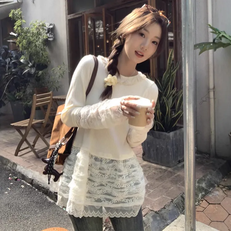法式甜美温柔显瘦百搭时尚气质上衣 2025年春季日系风蕾丝拼接纯